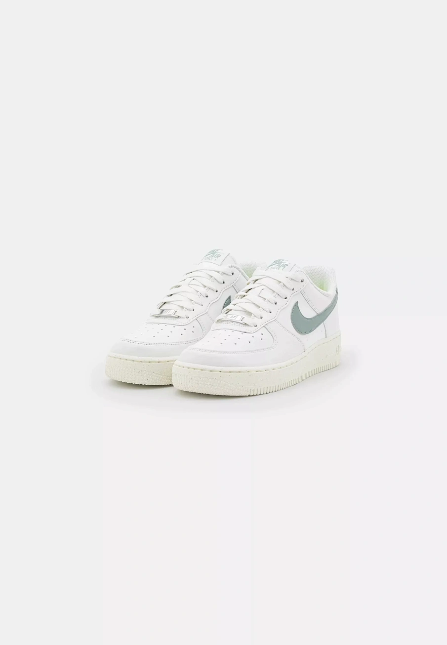Фото № 2 с приближением к товару «‎AIR FORCE 1 '07 NEXT NATURE»