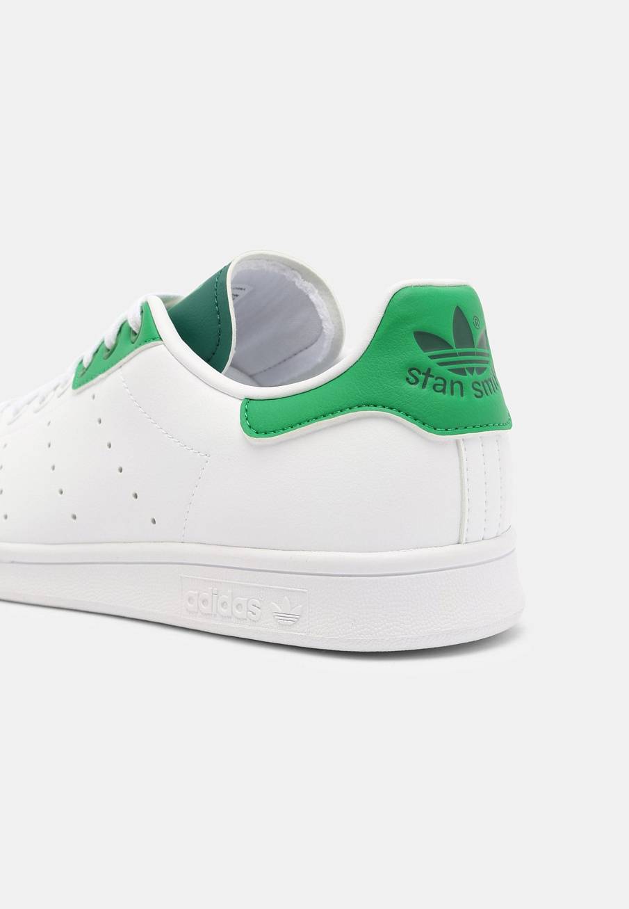 Фото № 5 с приближением к товару «‎Adidas Stan Smith »