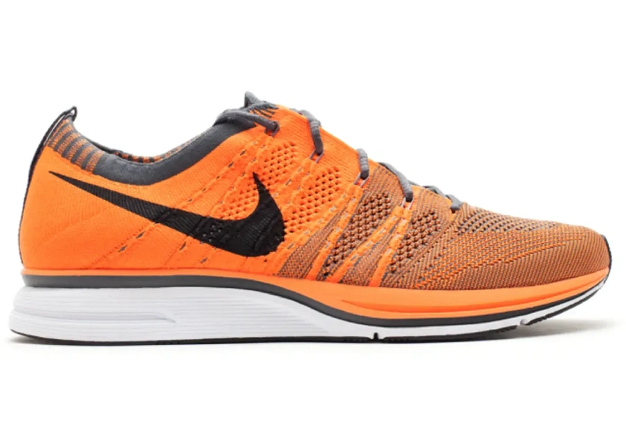 Фото № 1 с приближением к товару «‎Nike Flynit Trainer Total Orange»