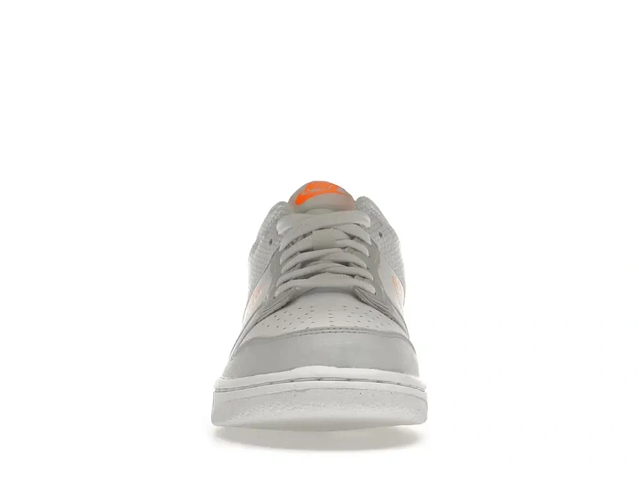 Фото № 2 с приближением к товару «‎Nike Dunk Low SE»