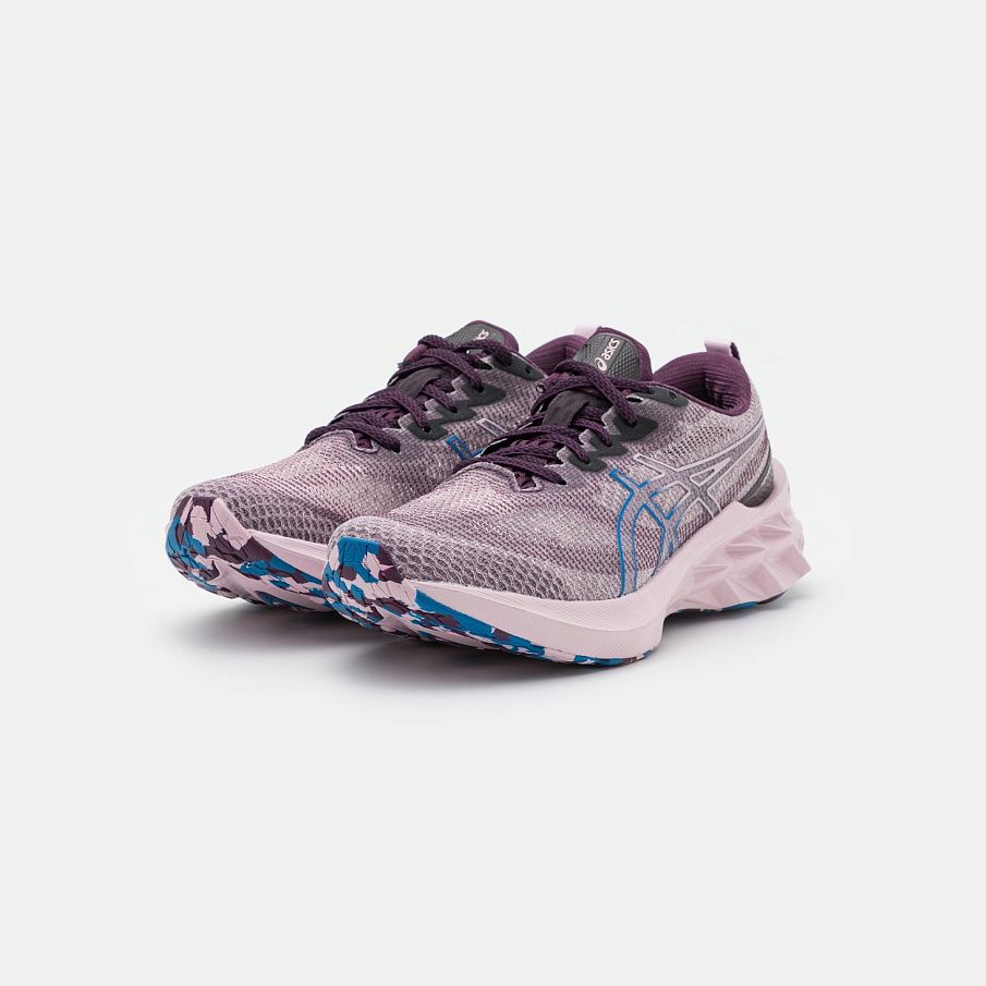 Фото № 2 с приближением к товару «‎Asics Novablast 2»