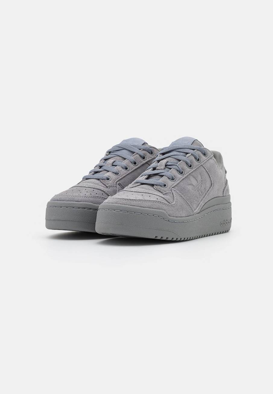 Фото № 3 с приближением к товару «‎Adidas Forum Bold »
