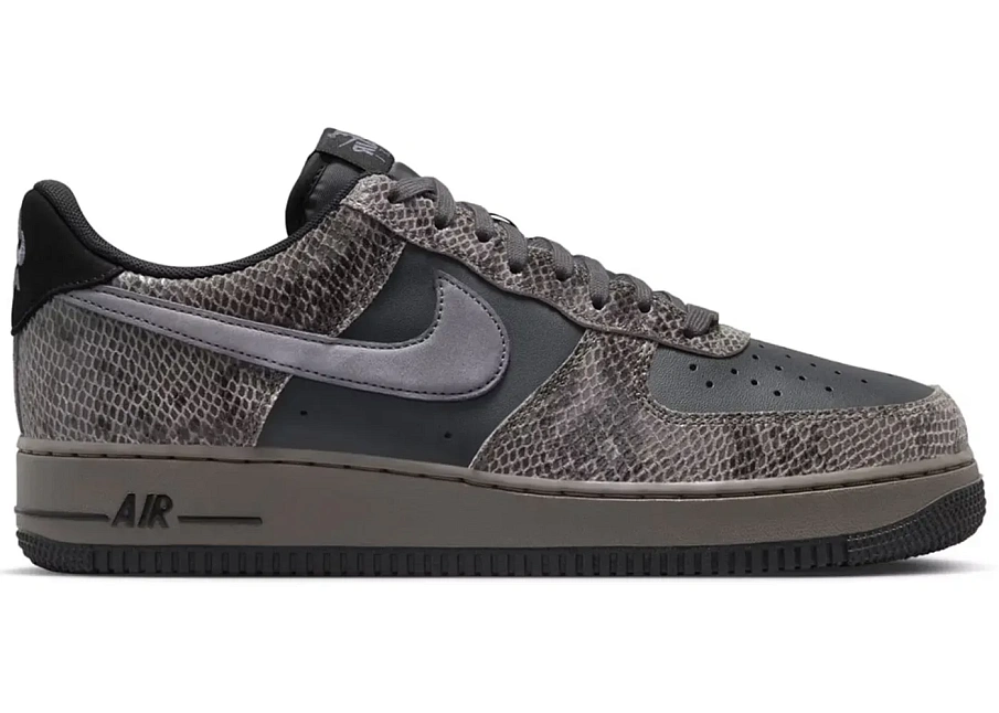 Фото № 1 с приближением к товару «‎Nike Air Force 1 Low»