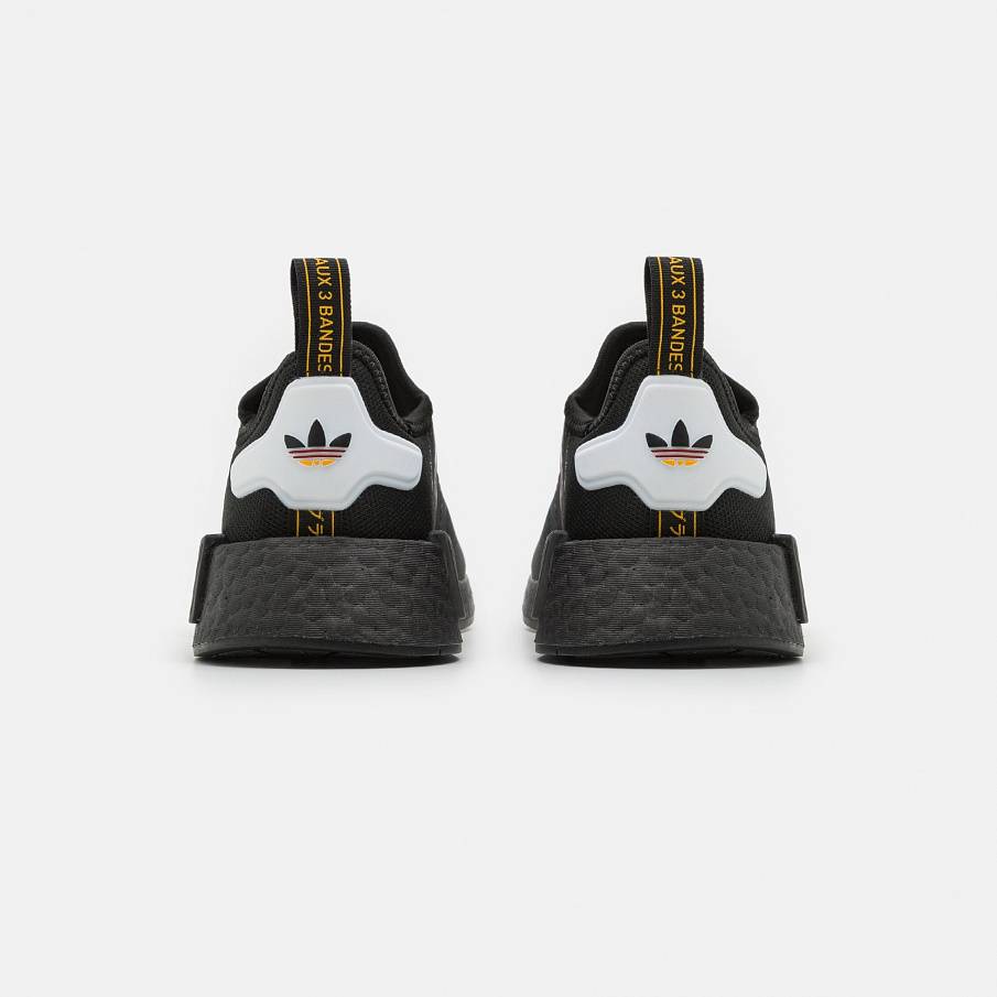 Фото № 3 с приближением к товару «‎Adidas Nmd_r1 »