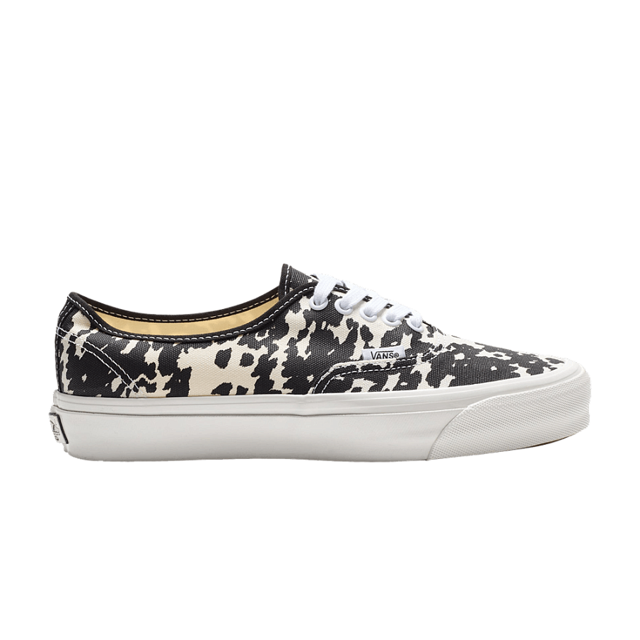 Фото № 1 с приближением к товару «‎Vans Authentic 44 LX Cow Print»