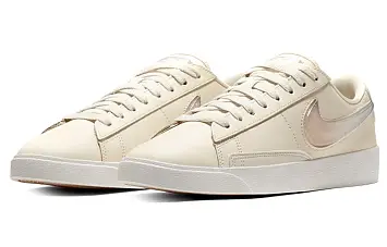 Nike Blazer Low LX W - 5