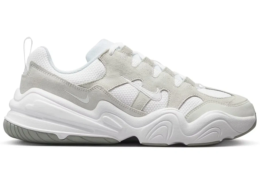 Фото № 1 с приближением к товару «‎Nike Tech Hera»