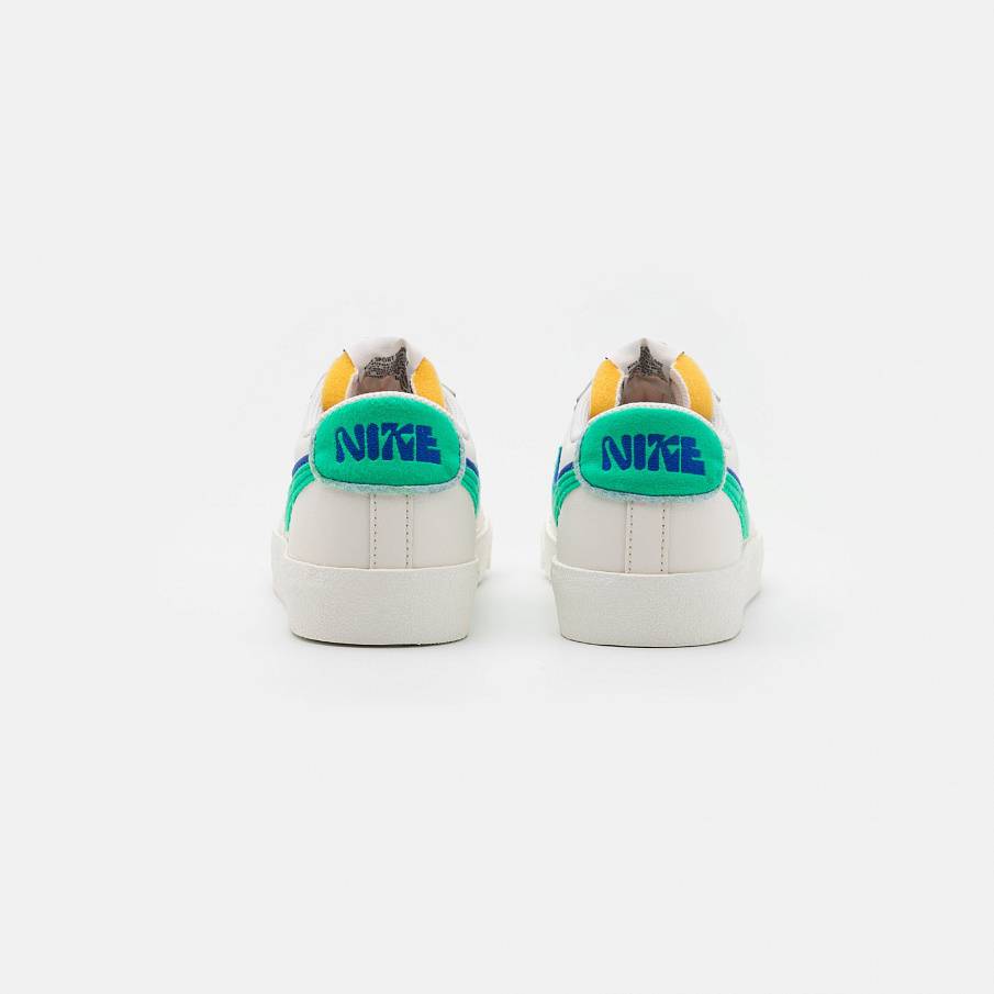 Фото № 2 с приближением к товару «‎Nike Blazer ’77 SE NN »