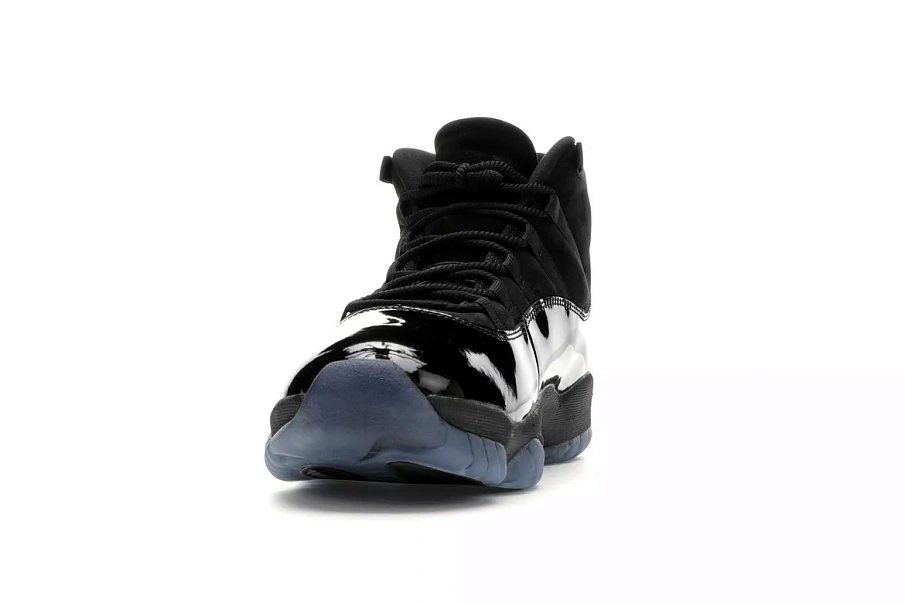 Фото № 2 с приближением к товару «‎Jordan 11 Retro Cap and Gown»