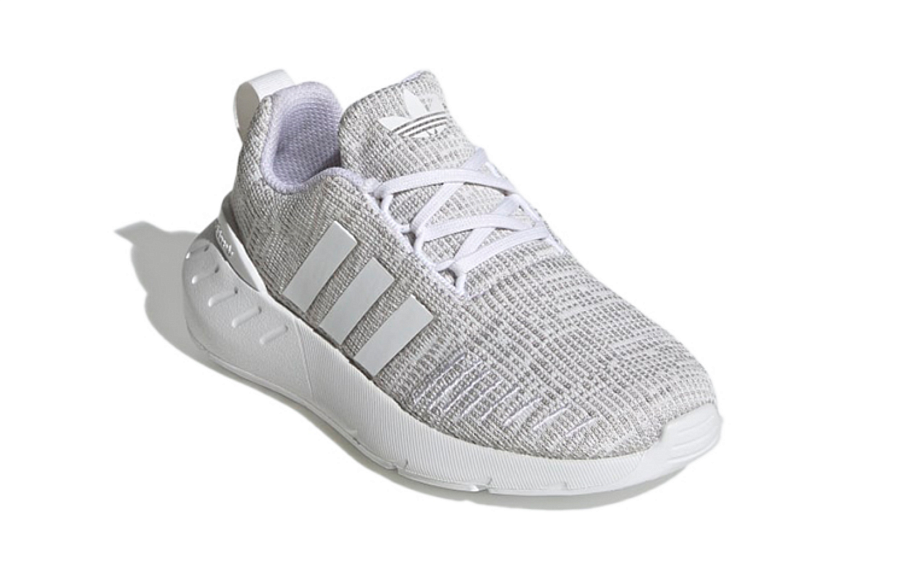 Фото № 3 с приближением к товару «‎BP adidas originals originals Swift Run 22 Running shoes»