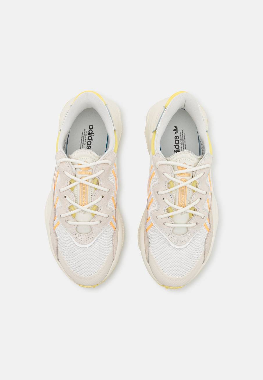 Фото № 5 с приближением к товару «‎Adidas Ozweego »