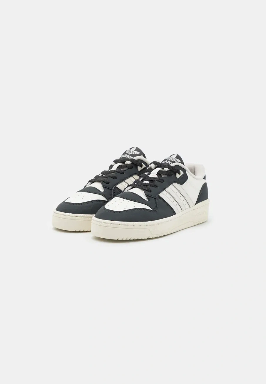 Фото № 3 с приближением к товару «‎Кроссовки Adidas ad111a2fa-c11-n»