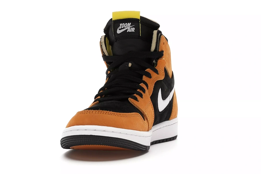 Фото № 4 с приближением к товару «‎Jordan 1 High Zoom Air CMFT Black Monarch»