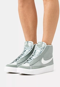 Фото № 4 с приближением к товару «‎BLAZER MID VICTORY»