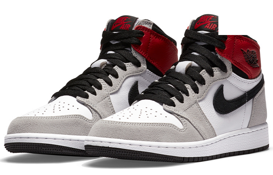 Фото № 3 с приближением к товару «‎Air Jordan 1 Retro High OG GS 'Smoke Grey'»