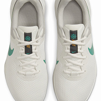 Фото № 3 с приближением к товару «‎Nike Revolution»