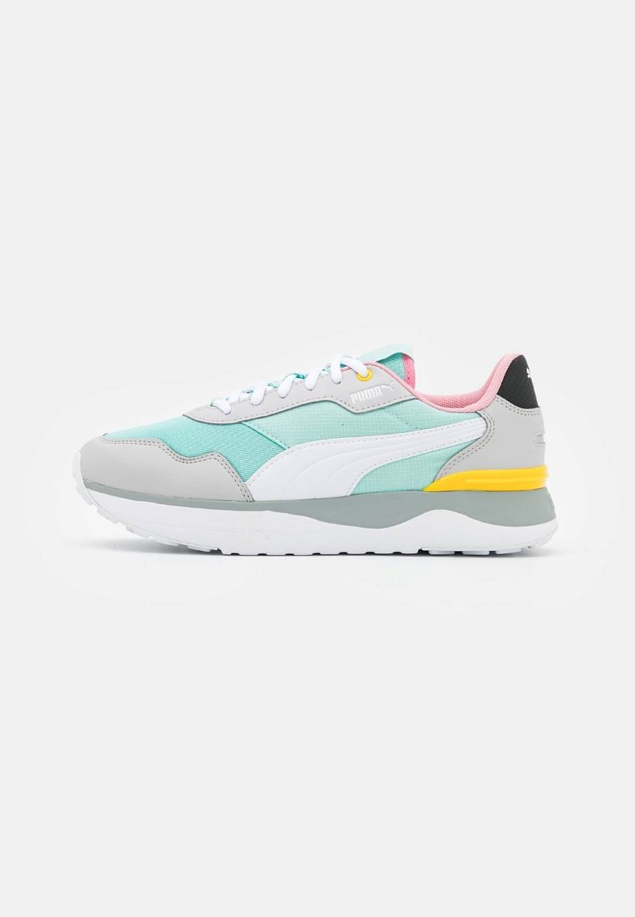 Фото № 1 с приближением к товару «‎Puma R78 Voyage »