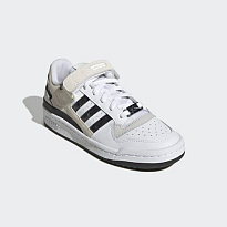 Фото № 4 с приближением к товару «‎Adidas Forum »