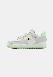Фото № 1 с приближением к товару «‎AIR FORCE 1 07 SE»
