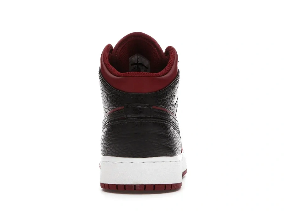 Фото № 4 с приближением к товару «‎Jordan 1 Mid Team Red Black White »