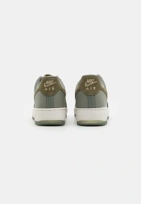 Фото № 3 с приближением к товару «‎AIR FORCE 1 07 LV8»