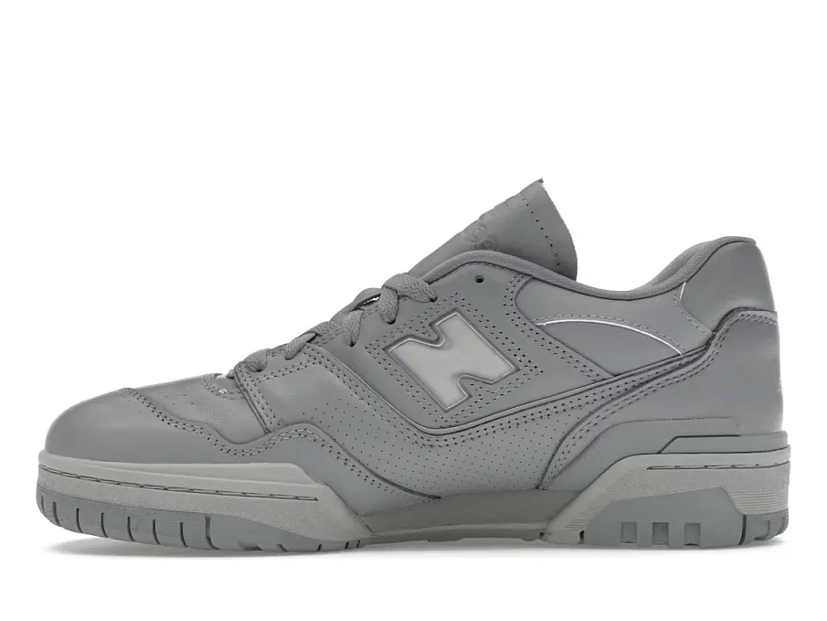 Фото № 3 с приближением к товару «‎New Balance 550»