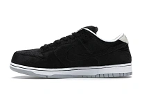 Фото № 3 с приближением к товару «‎Nike SB Dunk Low Medicom Toy (2020)»