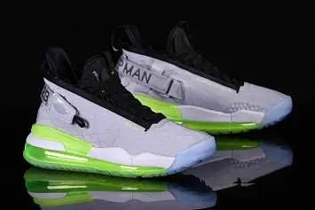 Nike Air Jordan Proto Max 720 Neon  - 2