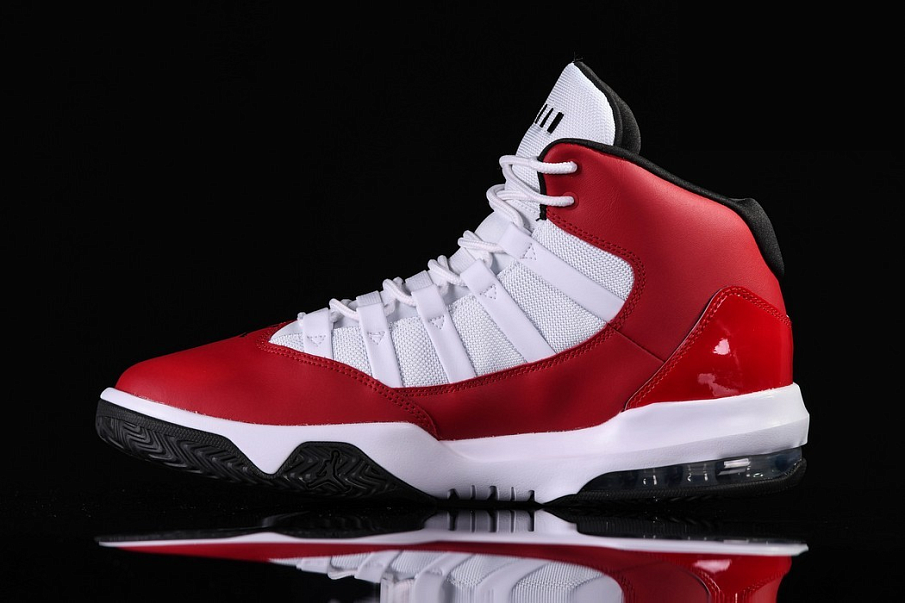 Фото № 3 с приближением к товару «‎Nike Air Jordan Max Aura Gym »