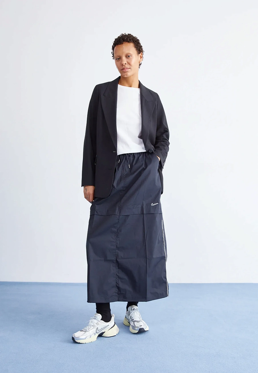 Фото № 3 с приближением к товару «‎V2K RUN»