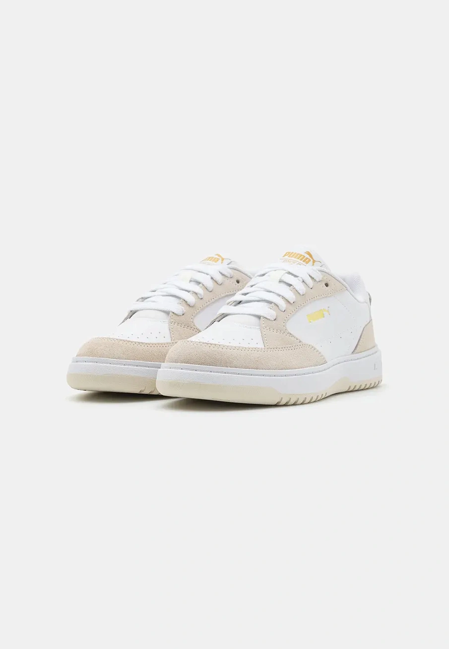 Фото № 2 с приближением к товару «‎DOUBLECOURT»