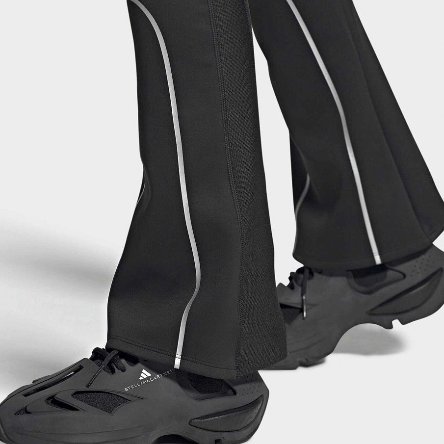 Фото № 1 с приближением к товару «‎Adidas Asmc»