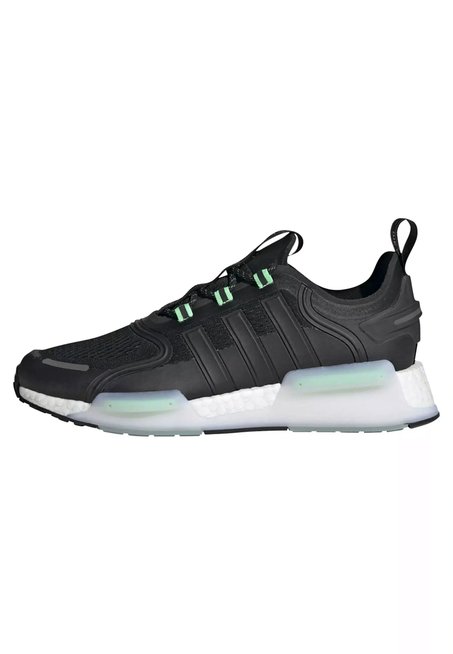 Фото № 1 с приближением к товару «‎NMD V3»