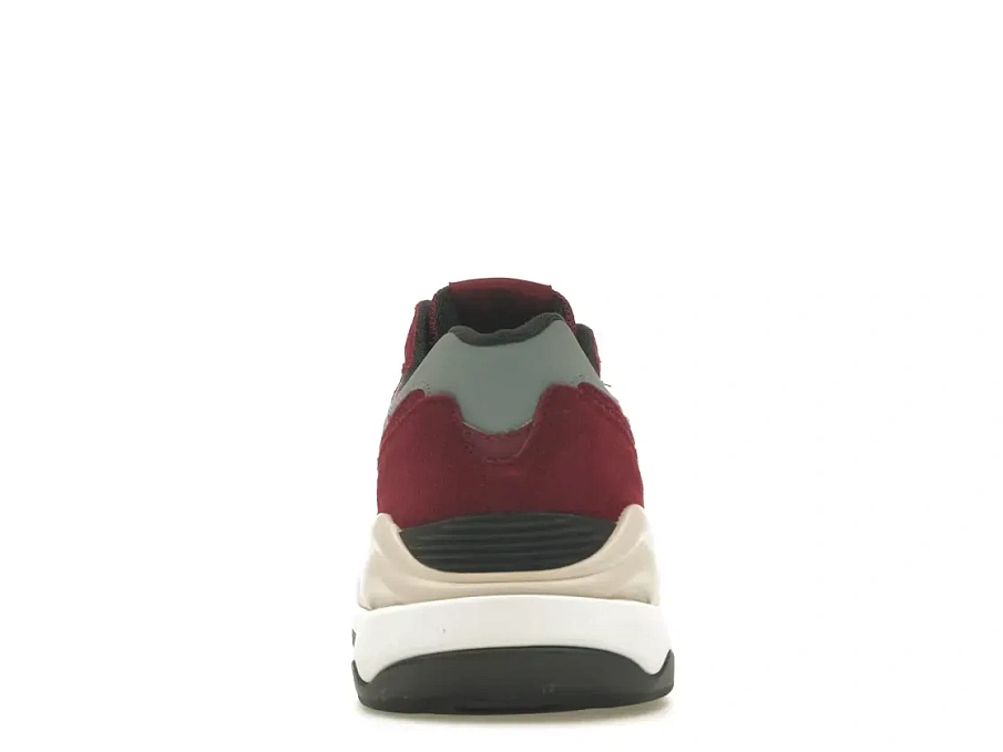 Фото № 4 с приближением к товару «‎New Balance 57/40»