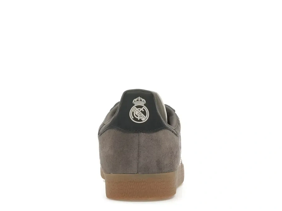 Фото № 4 с приближением к товару «‎adidas Gazelle»