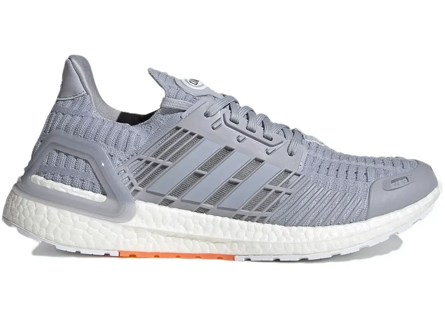 Фото № 1 с приближением к товару «‎adidas Ultra Boost DNA CC1 Halo Silver»