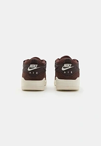 Фото № 3 с приближением к товару «‎AIR JORDAN 4 RM»