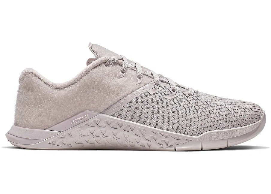Фото № 1 с приближением к товару «‎Nike Metcon 4 Patches Violet Ash »