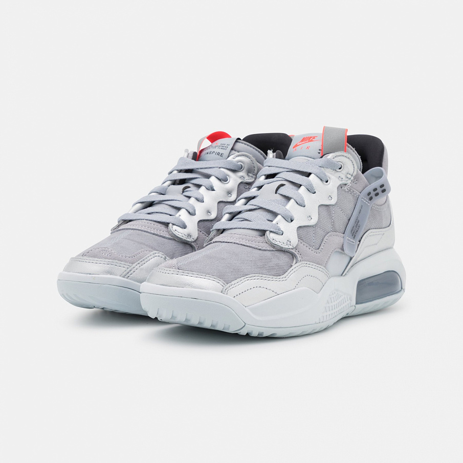 Фото № 3 с приближением к товару «‎Jordan Ma2 »