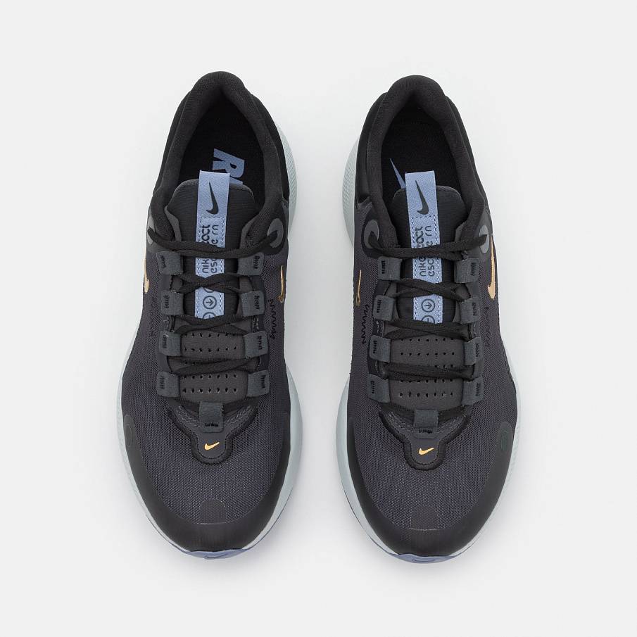 Фото № 4 с приближением к товару «‎Nike React Escape»