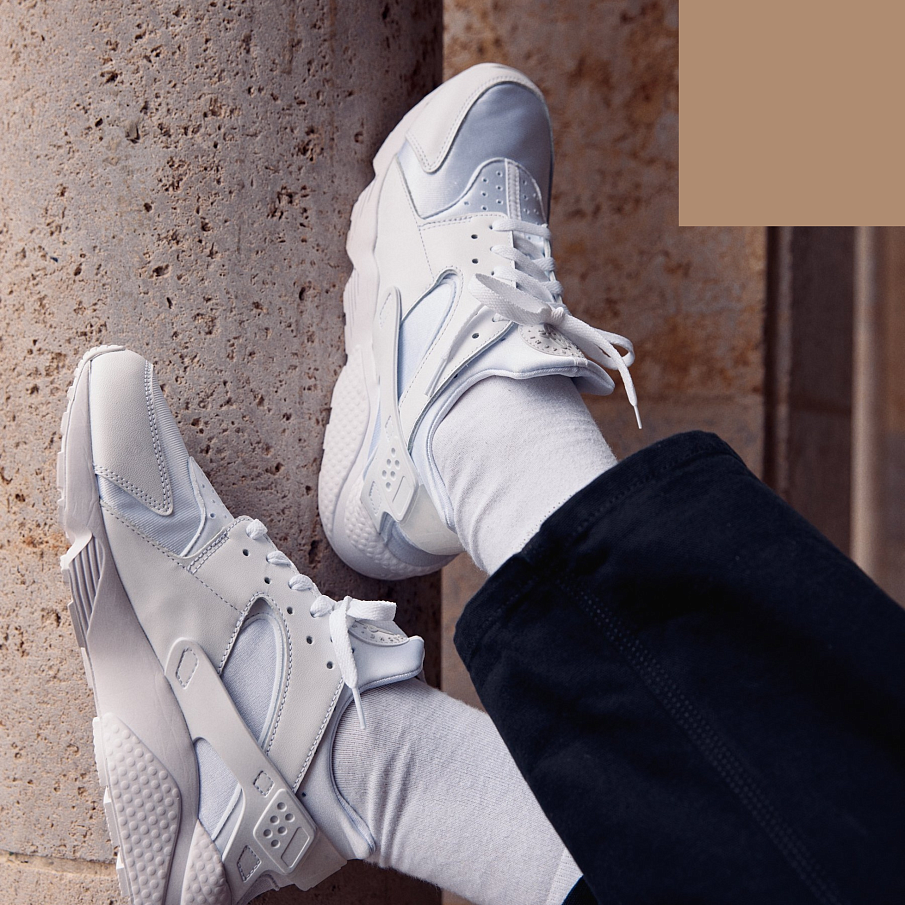 Фото № 2 с приближением к товару «‎Nike Air Huarache »