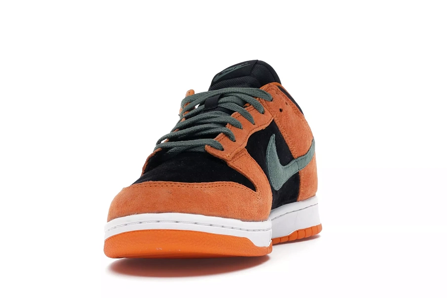 Фото № 1 с приближением к товару «‎Nike Dunk Low Ceramic (2020)»