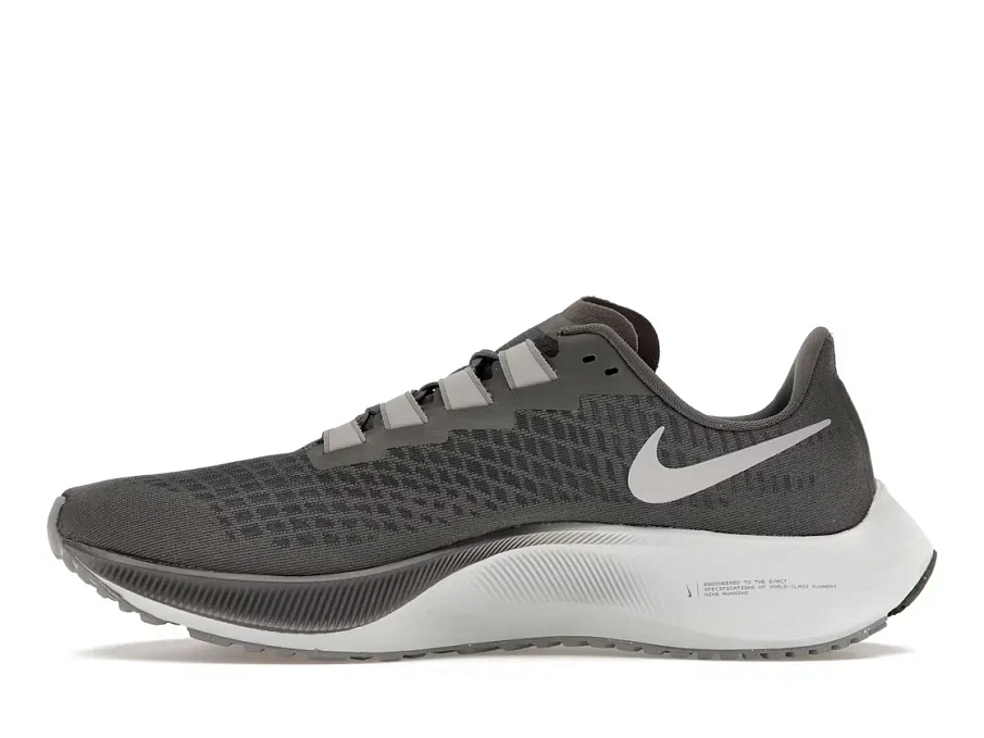 Фото № 3 с приближением к товару «‎Nike Air Zoom Pegasus 37»