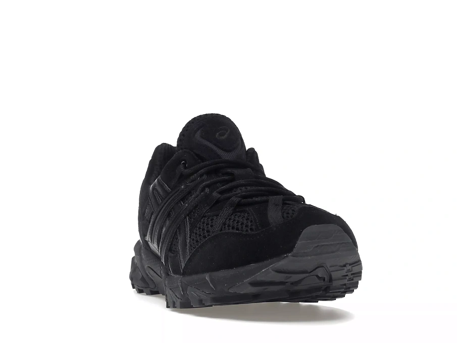Фото № 2 с приближением к товару «‎ASICS Gel-Sonoma 15-50 Triple Black»