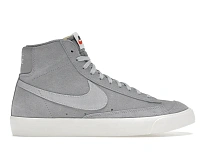 Фото № 1 с приближением к товару «‎Nike Blazer Mid 77 Wolf Grey»