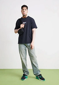 Фото № 3 с приближением к товару «‎AIR MAX 90»