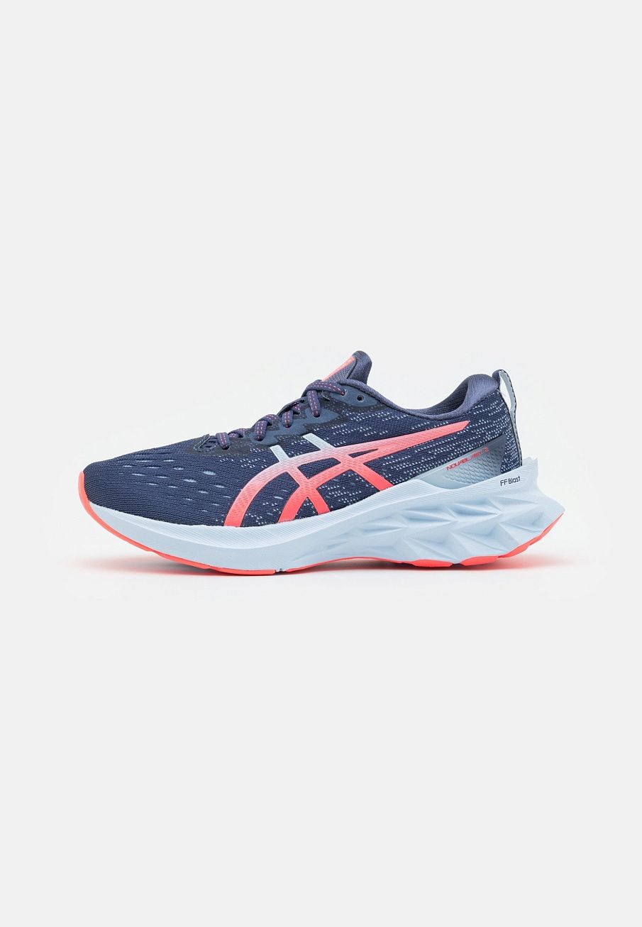 Фото № 1 с приближением к товару «‎Asics Novablast 2»