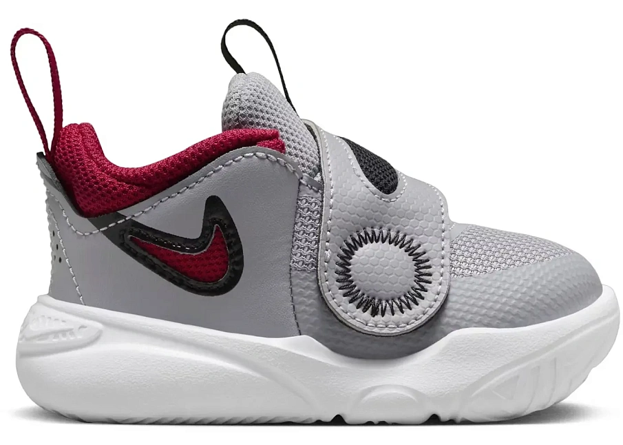 Фото № 1 с приближением к товару «‎Nike Team Hustle D 11»