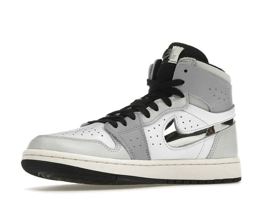 Фото № 5 с приближением к товару «‎Jordan 1 High Zoom Air CMFT 2 Chicago Womens Collective »