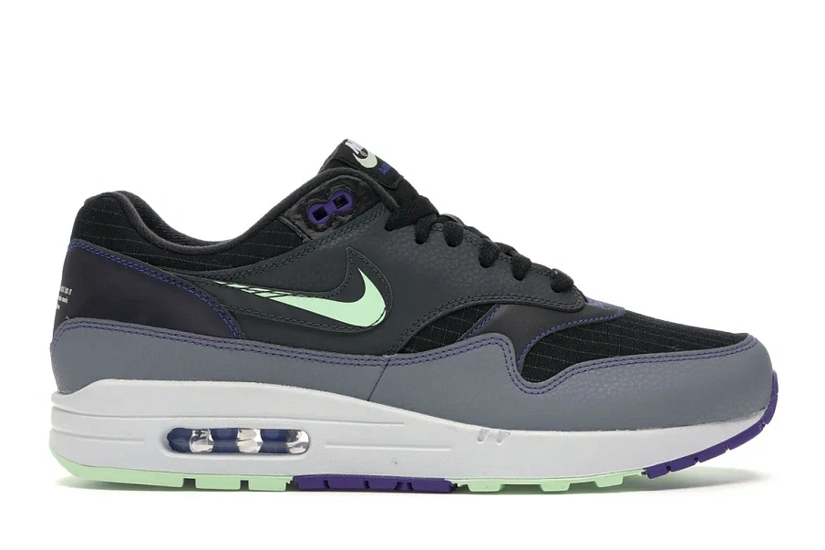 Фото № 1 с приближением к товару «‎Nike Air Max 1 Future Swoosh Pack»